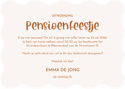 Uitnodiging pensioen met beige streepjes golfvorm Achterkant