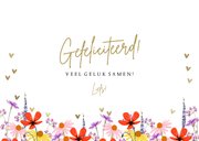 Felicitatiekaart verloofd met kleurrijke zomerbloeiers 3