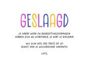Geslaagd felicitatiekaart verf kleurrijk confetti diploma 3