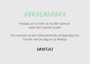 Grappige leuke, verjaardagskaart van hond in toverpakje 3