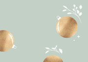 Groen kerstkaartje met foto en ornamenten 2