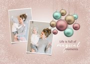 Kerstkaart pastel kerstballen en foto's 2