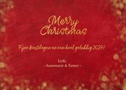 Kerstkaart sfeervol  met foto - rood met gouden confetti 3