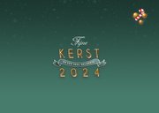 Kerstkaart vier slapende diertjes in kerstsokken 2025 2