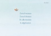 Lief geboortekaartje met konijn tussen madeliefjes 2