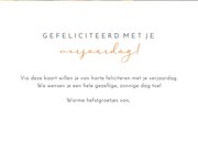 Moderne verjaardagskaart met een foto van herfst bladeren 3