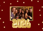 Rode zakelijke kerstkaart met grote gouden 2026 en confetti 2