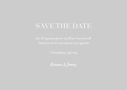 Save the date kaart met grote foto en witte typografie 3