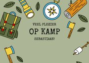 Vakantiekaart 'Veel plezier op kamp' met kampeerspullen 2