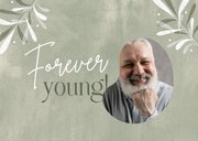 Verjaardagskaart man forever young groen bladeren foto 2