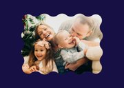 Vrolijke blauwe kerstkaart met gekleurd jaartal 2