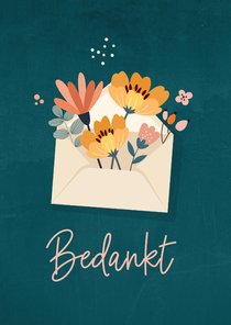 Bedankkaart met bloemen in enveloppe