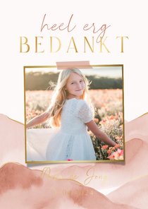 Bedankkaartje communie met roze landschapje en goud