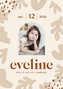 Beige communiekaart met abstracte vormen en foto