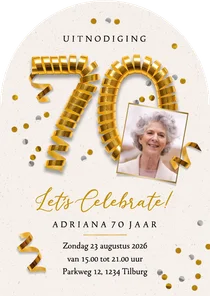 Boogkaart uitnodiging 70 jaar gouden slingers foto confetti