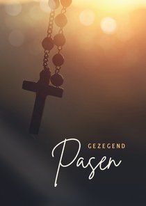 Christelijke paaskaart met rozenkrans - gezegend pasen