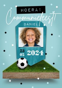 Communiefeest voetbal speler confetti uitnodiging feestje