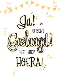 Eigentijdse geslaagd kaart feestelijk met trendy typografie