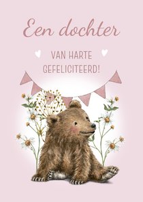 Felicitatiekaart geboorte beertje tussen bloemen meisje