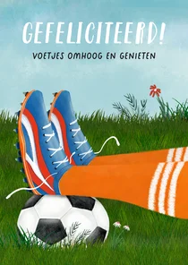 Felicitatiekaart met benen op voetbal