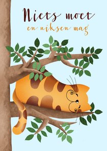 Felicitatiekaart met pensioen kat doet een dutje op tak