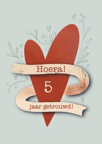 Felicitatiekaart vanwege 5 jarig huwelijksjubileum met hart