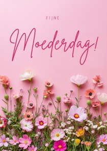 Fleurige moederdagkaart met vrolijke lentebloemen