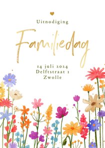 Fleurige uitnodigingskaart familiedag bloemen waterverf goud