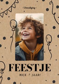 Foto uitnodiging kinderfeestje kraft met ballonnen