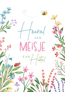 Geboorte felicitatie meisje met vrolijke bloemen en insecten