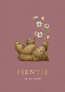 Geboortekaartje meisje met beertje en bloem met hartjes
