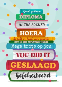 Geslaagd kaart gefeliciteerd school boeken confetti tekst
