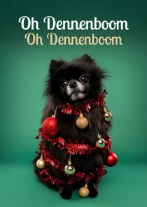 Grappige kerstkaart van hondje als kerstboom met ballen