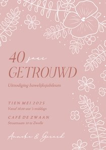 Jubileum uitnodiging roze met bloemetjes