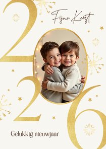 Kerst en nieuwjaarskaart 2026 goud stijlvol sterren foto