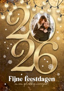 Kerstkaart 2026 goud metaal kerst fijne feestdagen sneeuw