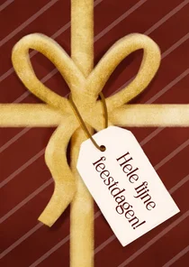 Kerstkaart cadeautje look rood gouden strik