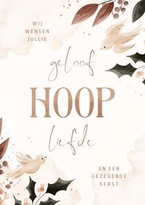 Kerstkaart geloof hoop liefde met takjes en duiven