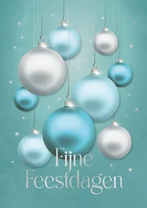 Kerstkaart kerstballen zilver en blauw