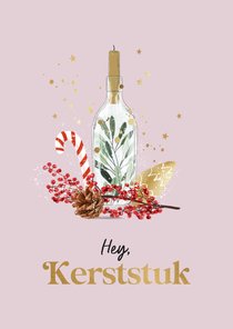 Kerstkaart 'Kerststuk' in roze met goudlook en kerstelement