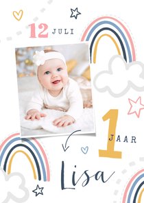 Kinderfeestje eerste verjaardag peuter regenboog wolken ster
