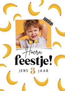 Kinderfeestje uitnodiging banaan foto