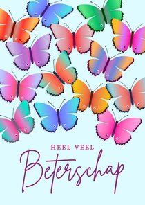 Kleurrijk beterschapskaartje met vlindertjes