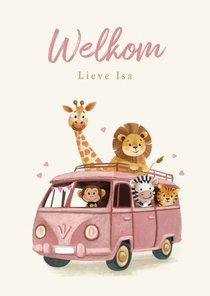 Lieve felicitatiekaart met vrolijke dieren in een busje
