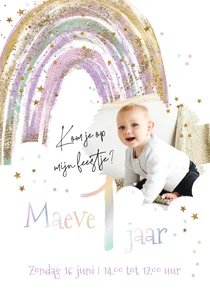 Lieve uitnodiging kinderfeest 1 regenboog foliedruk sterren