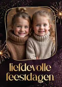 Nieuwjaarskaartje liefdevolle feestdagen goud paars vuurwerk