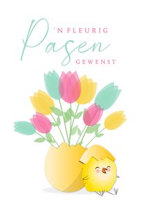 Paaskaart kleurrijke bos tulpen en kuiken met eierschaal