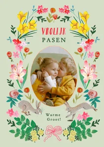 Paaskaartje vrolijk pasen paashaasjes en bloemen