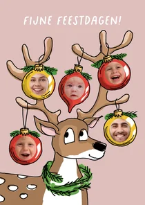Rendier met 5 kerstballen en 5 foto's
