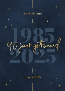 Stijlvolle donkerblauwe jubileumkaart met gouden details